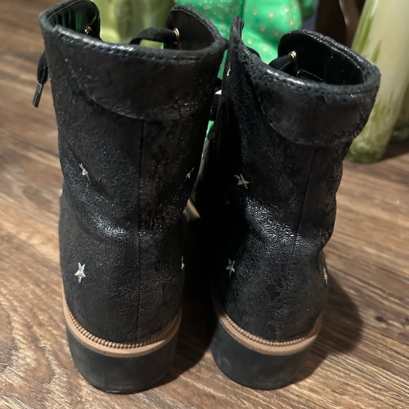 Dr Scholls - Picture 3 of 3